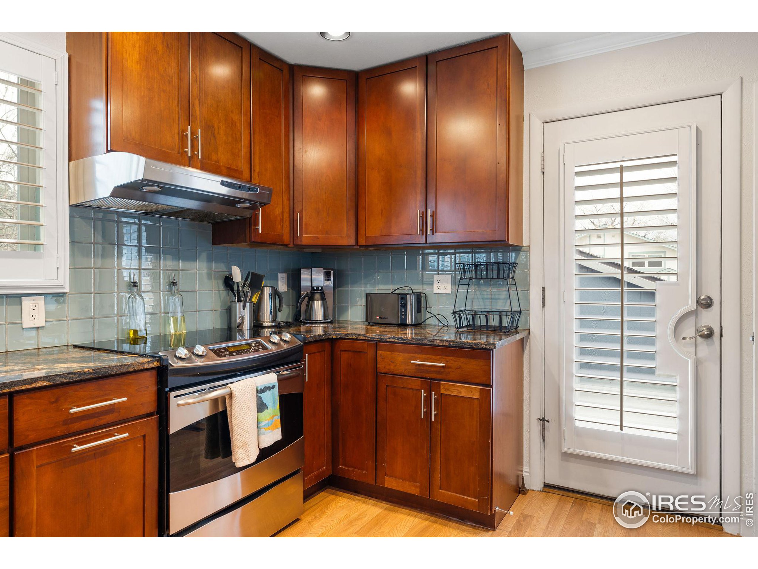 1095 Tantra Park Cir