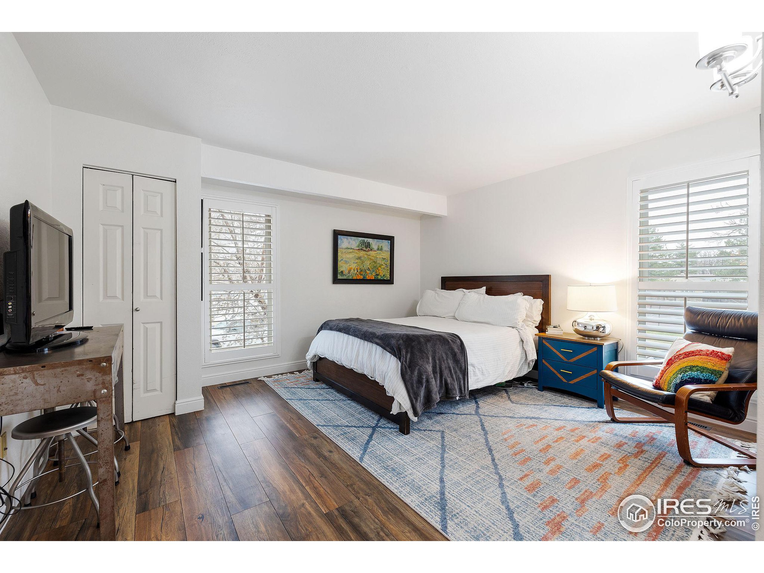 1095 Tantra Park Cir