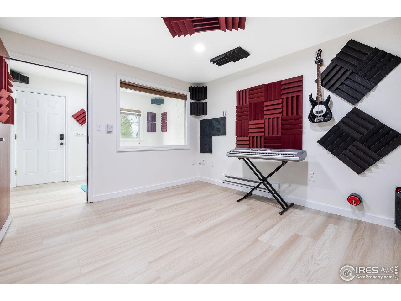 1095 Tantra Park Cir