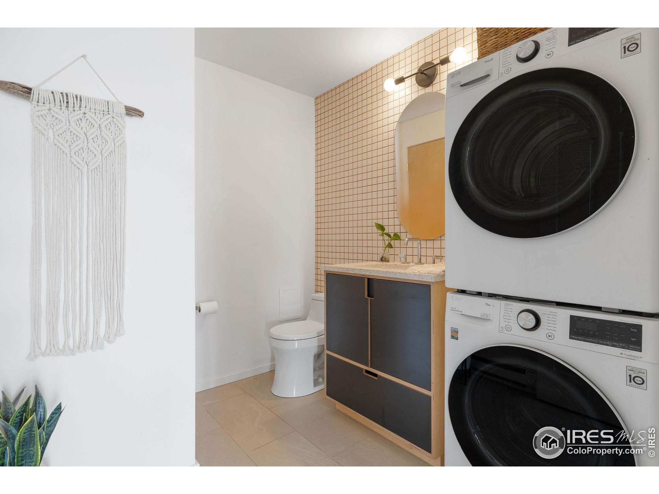 3135 Redstone Ln #E5