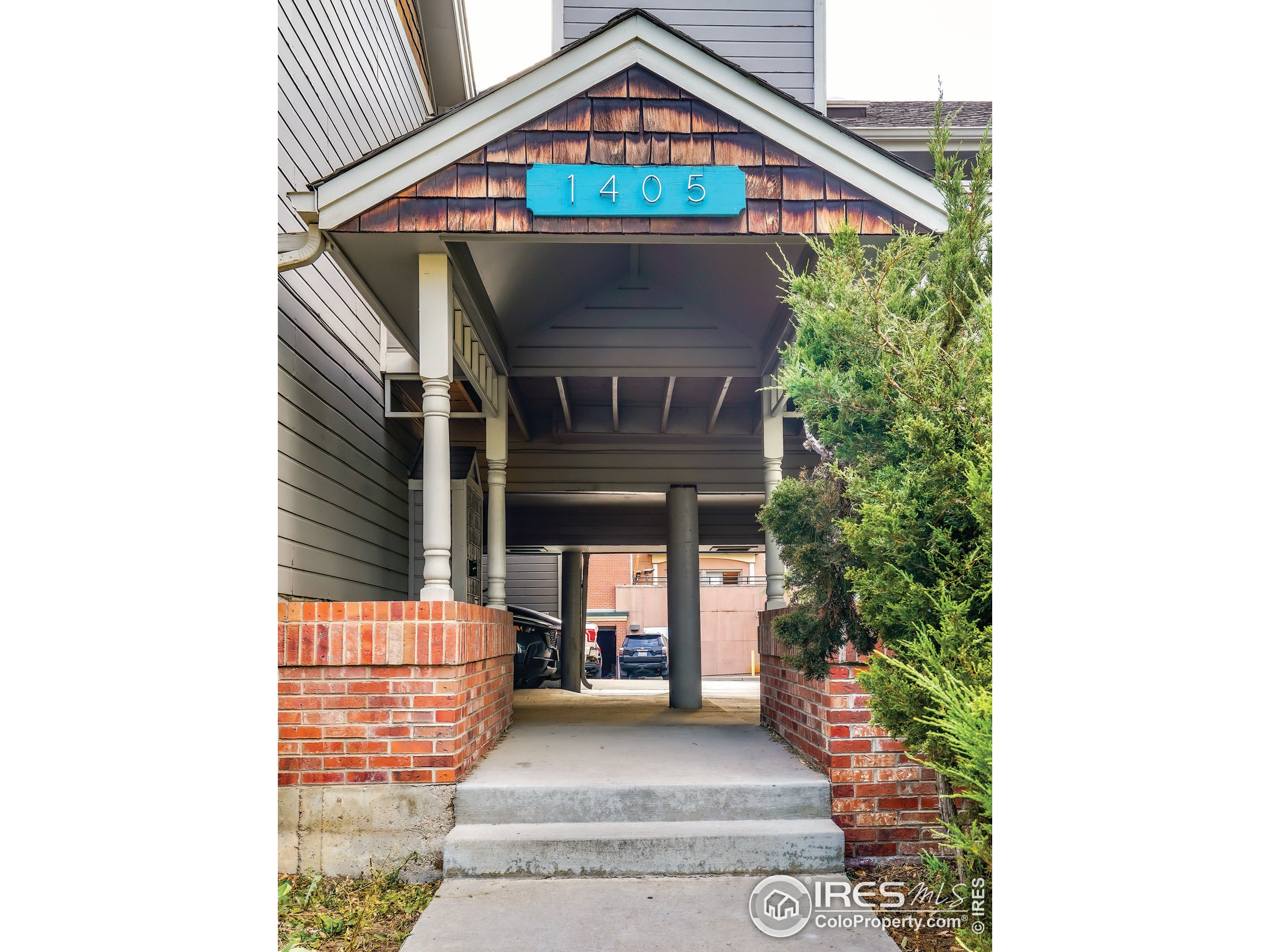 1405 Broadway #101