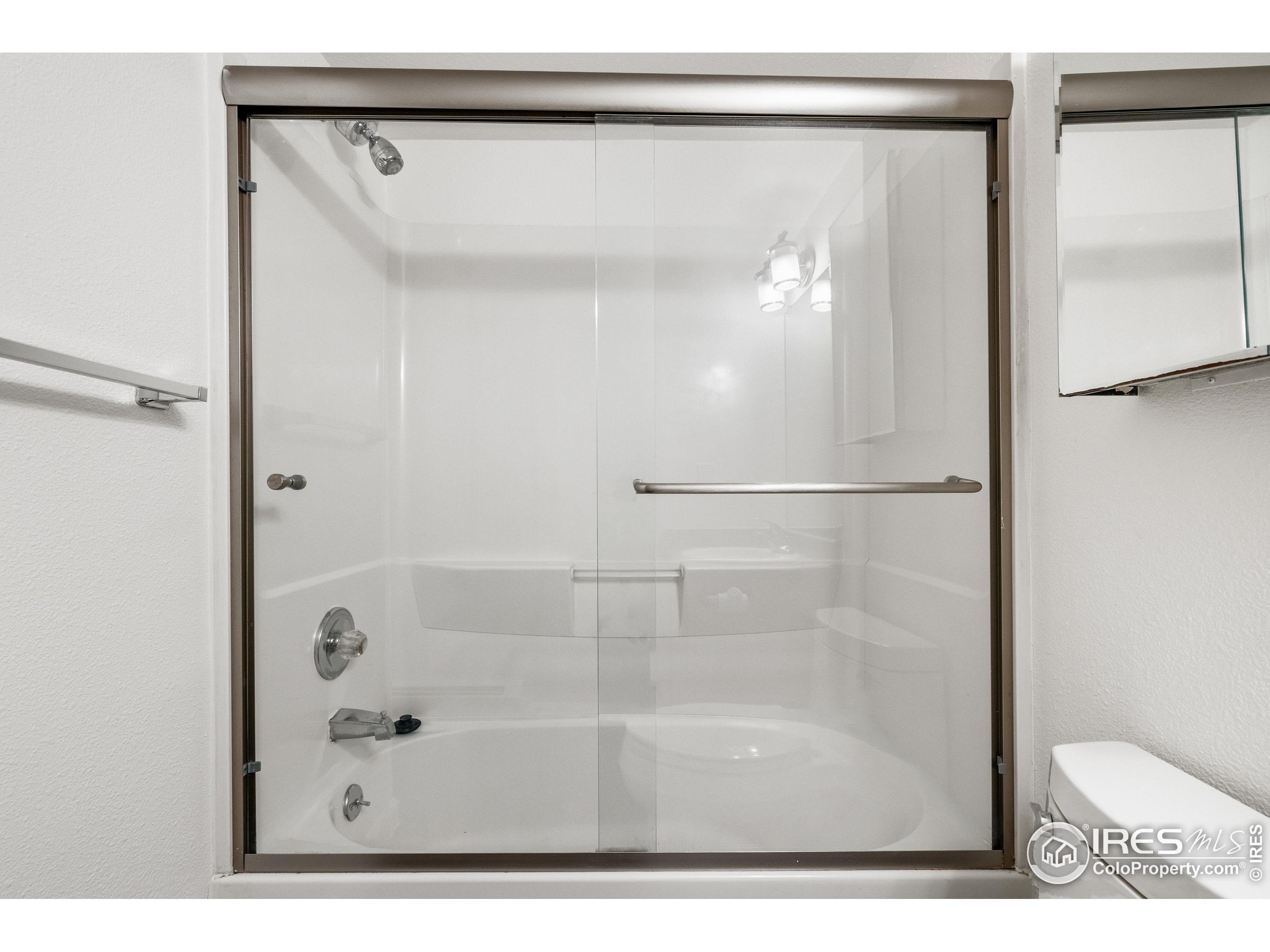 1405 Broadway #101