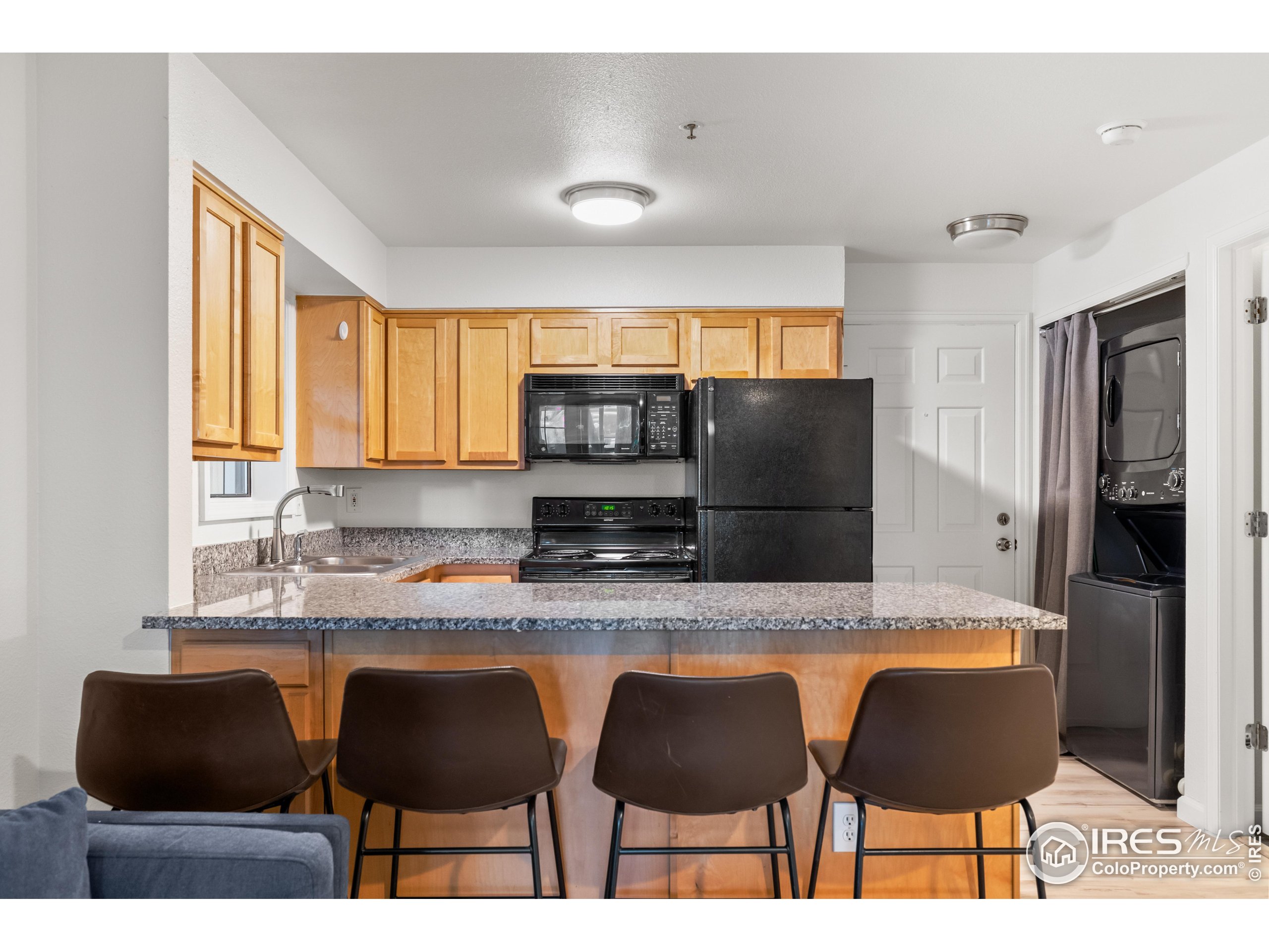 1405 Broadway #101