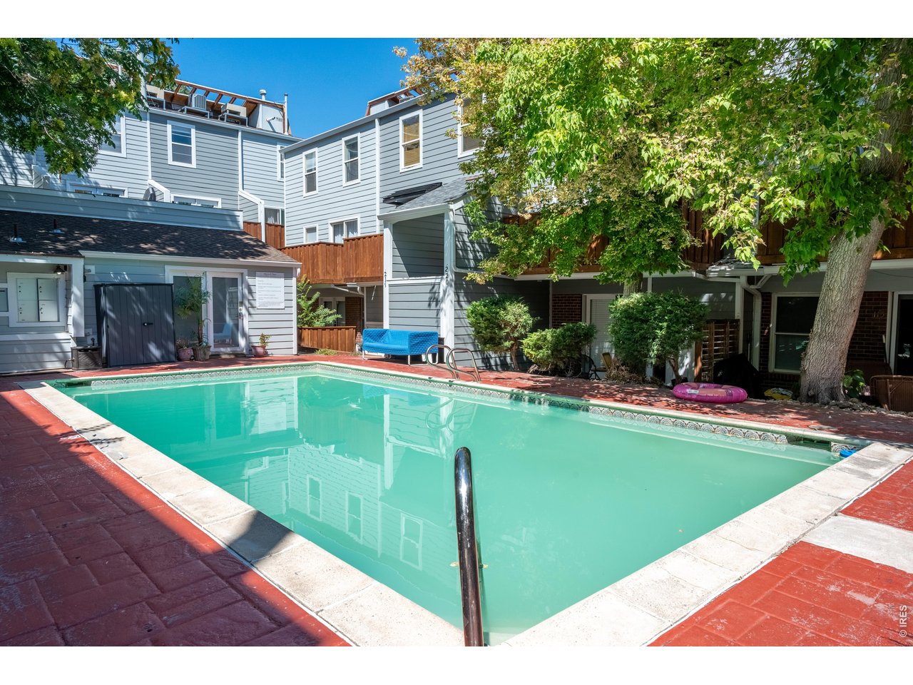 1111 Maxwell Ave 228
