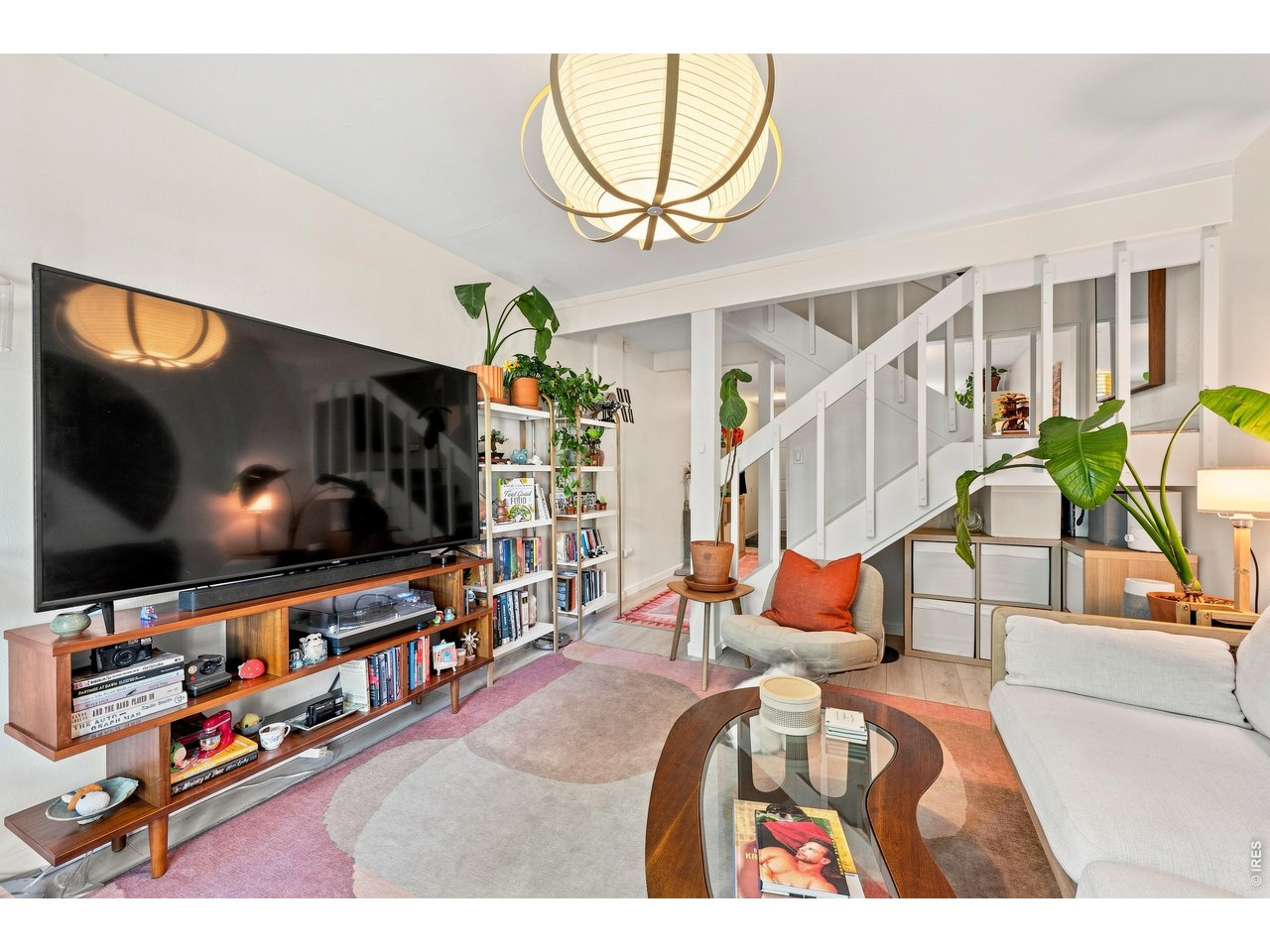 1111 Maxwell Ave 228