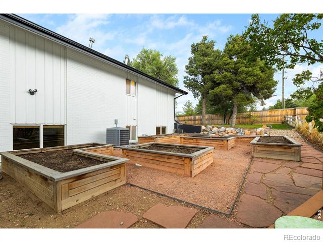 135 N 76th Street