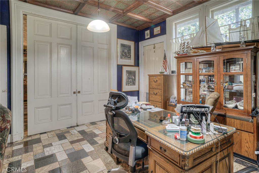 2175 Robinson Street