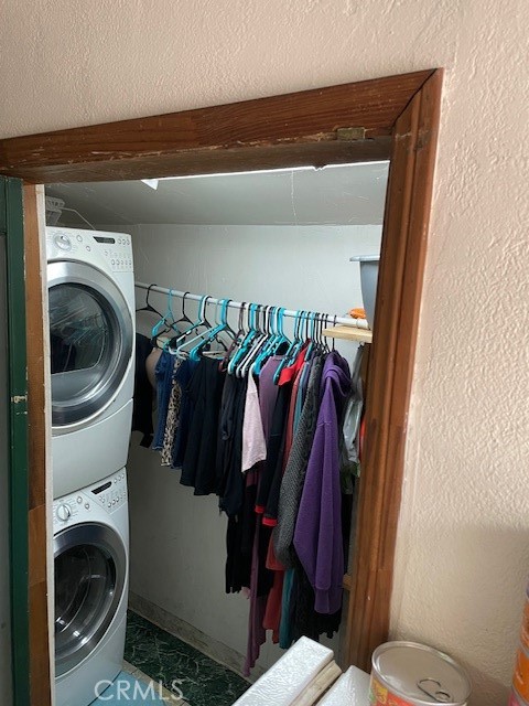 2175 Robinson Street