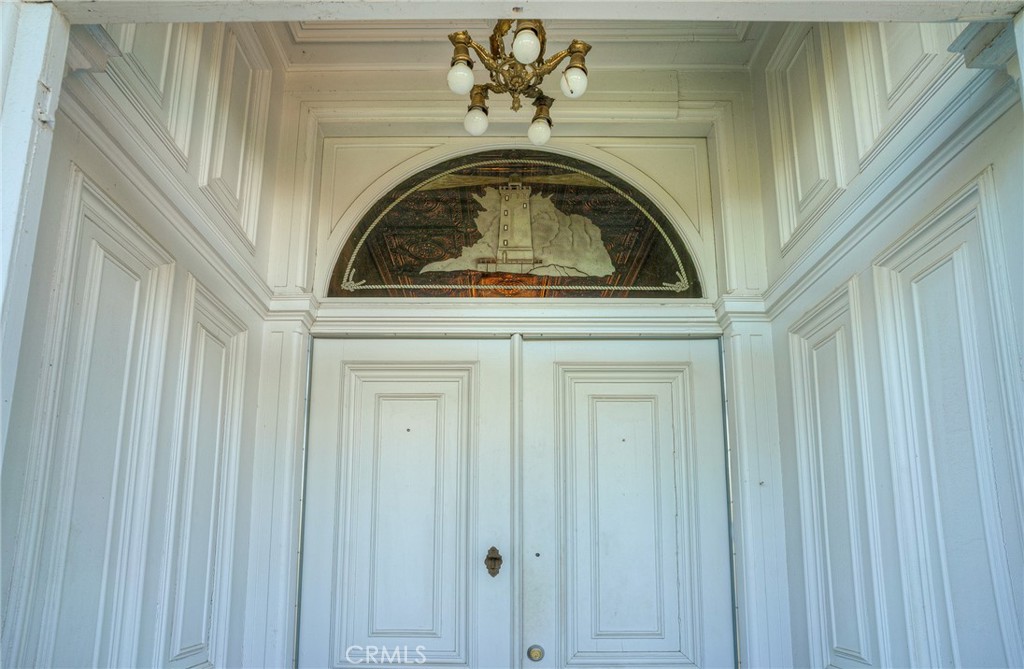 2175 Robinson Street