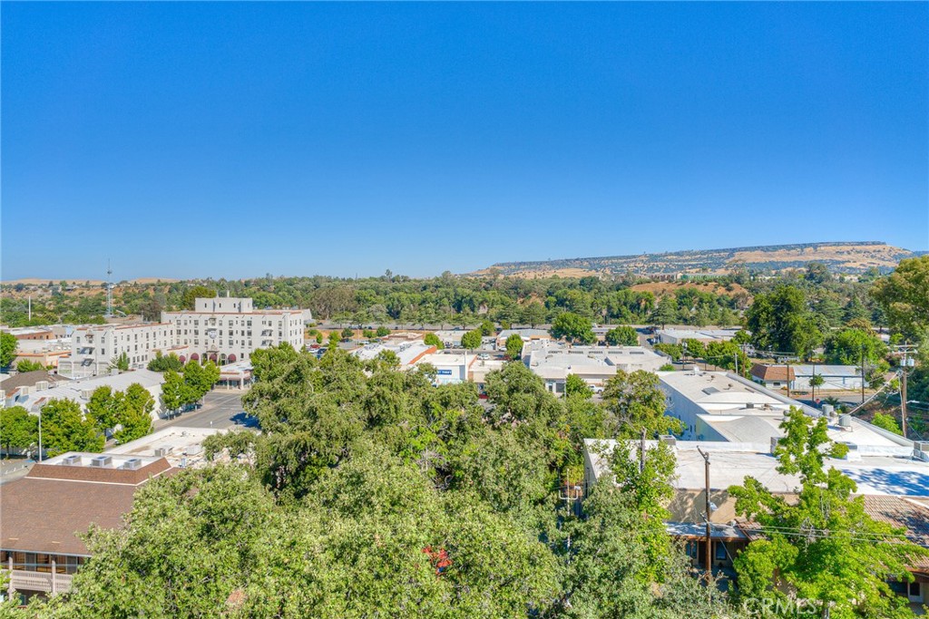 2175 Robinson Street