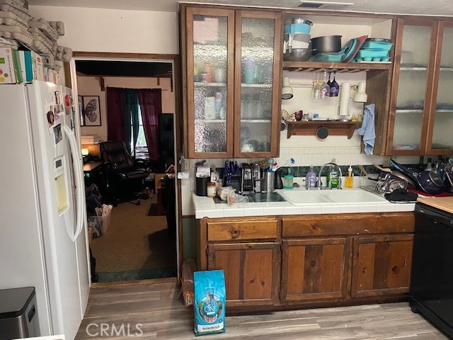 2175 Robinson Street