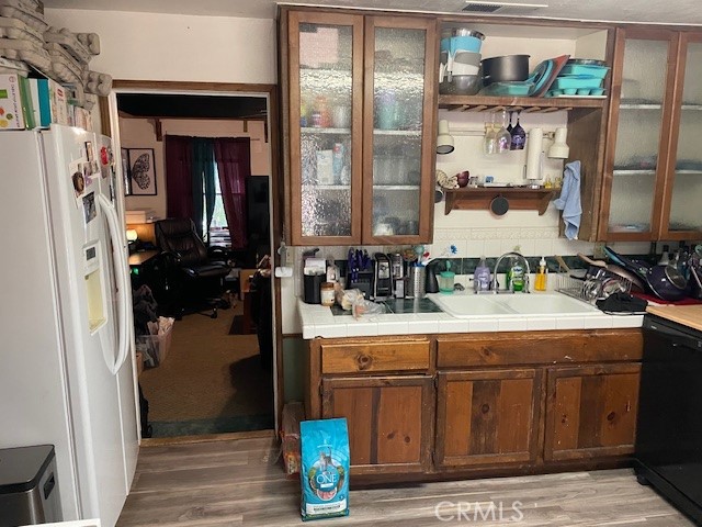 2175 Robinson Street