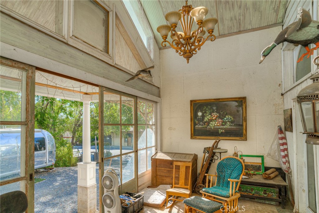 2175 Robinson Street