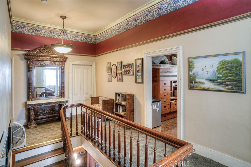 2175 Robinson Street