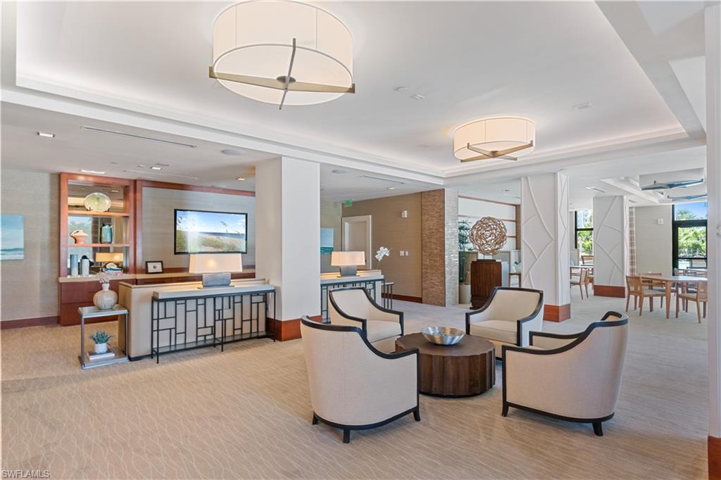 5601 Turtle Bay DR # 402