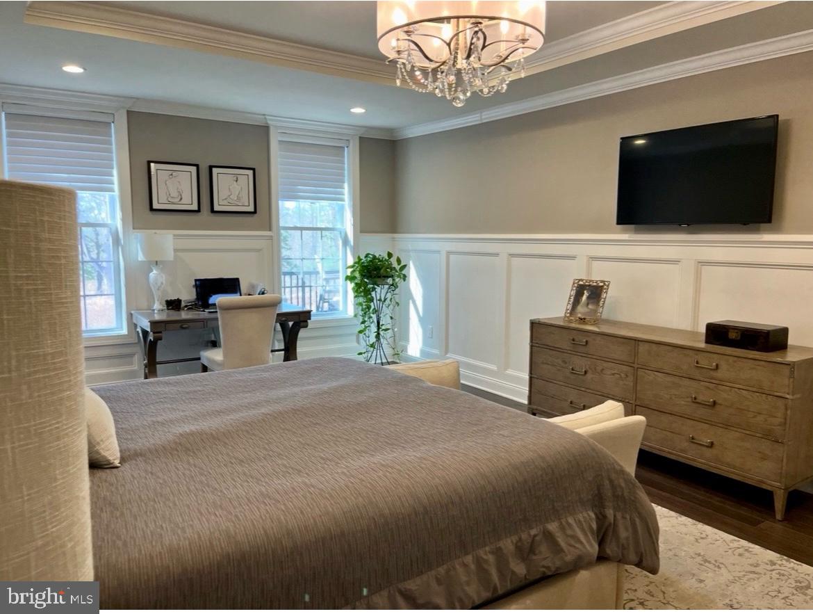 23 STRATFORD LANE 483