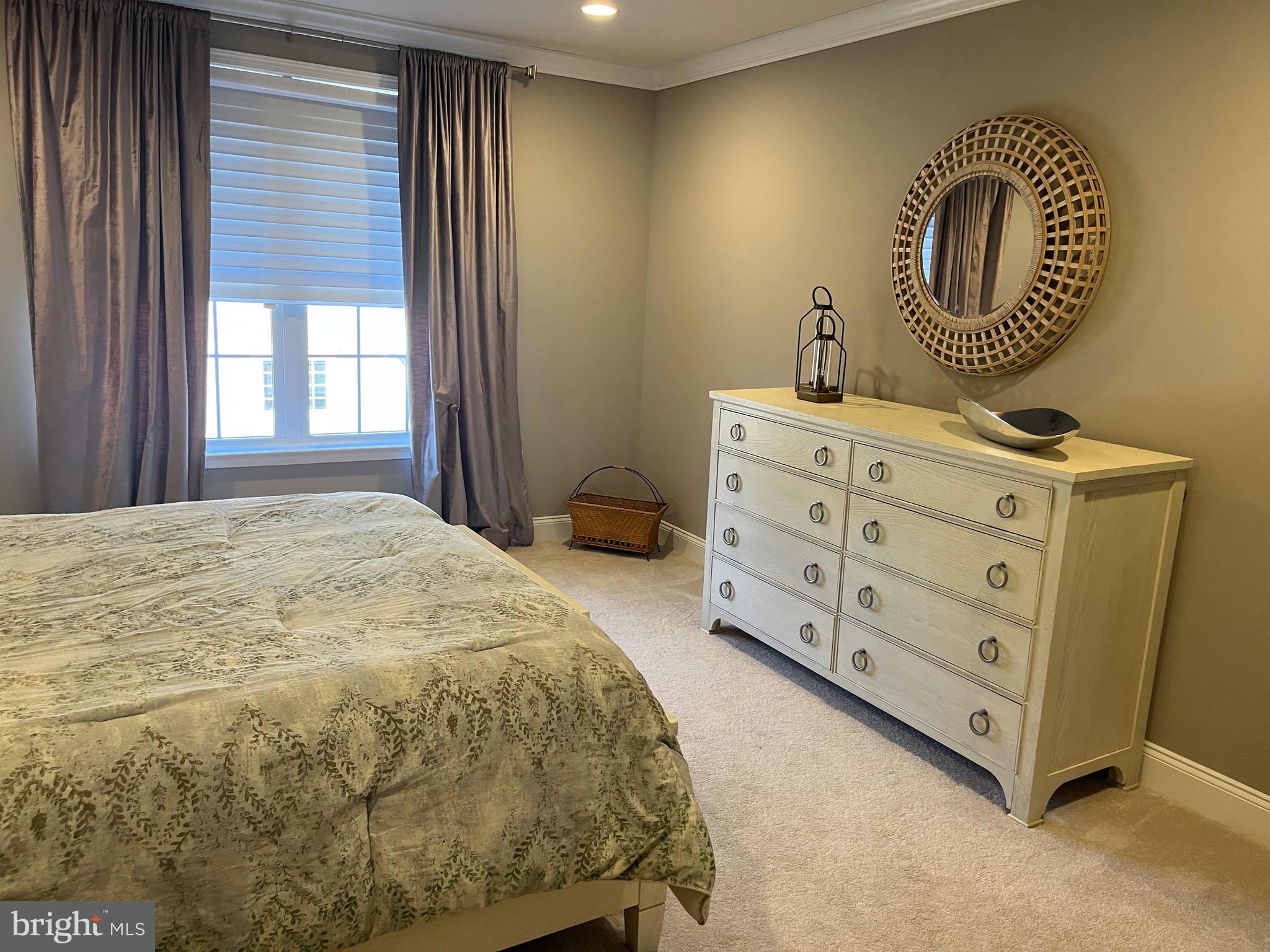 23 STRATFORD LANE 483