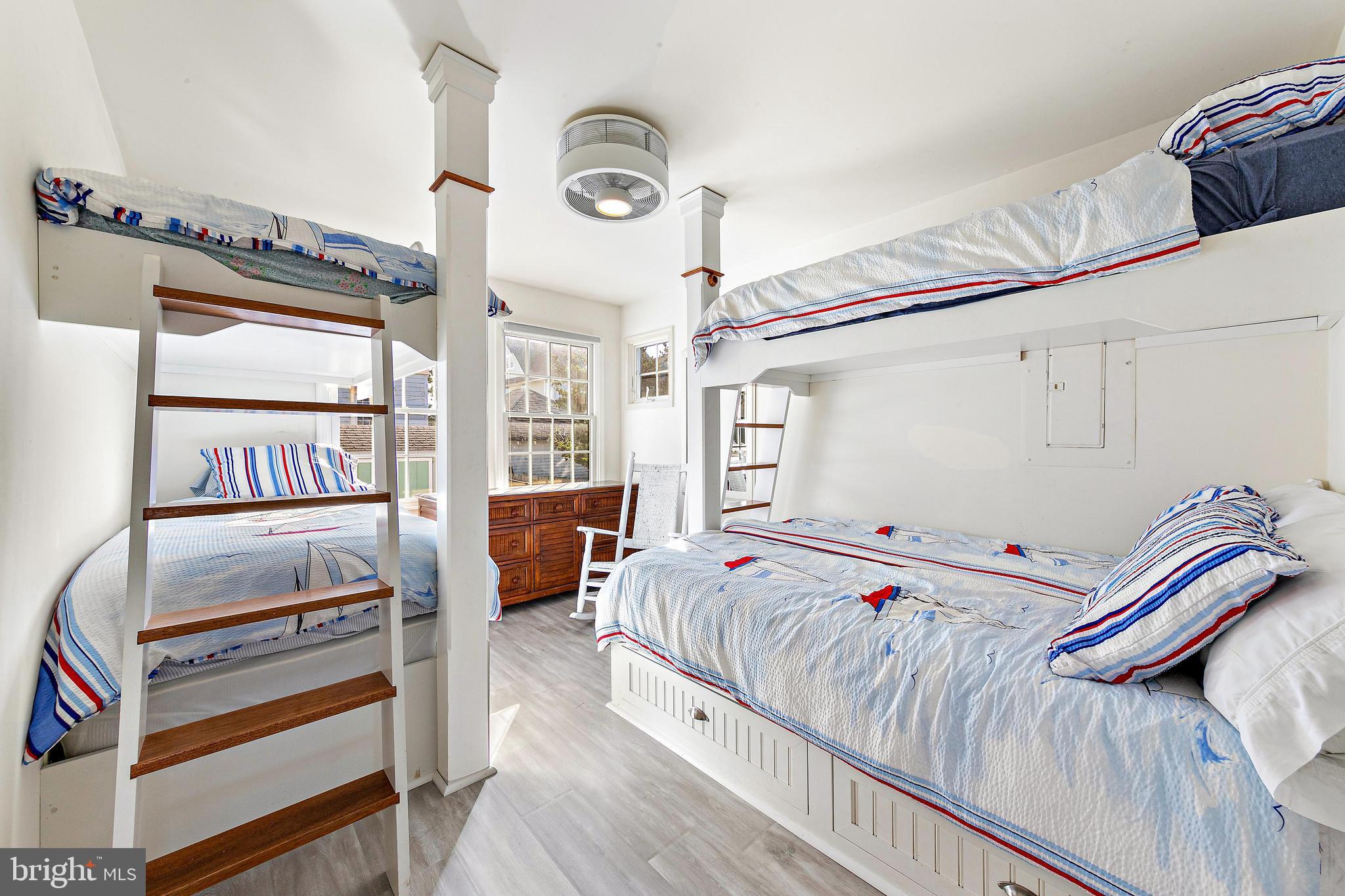 110 Coral St
