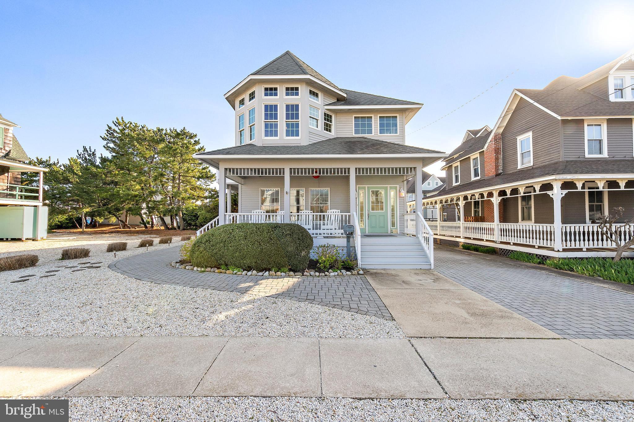110 Coral St