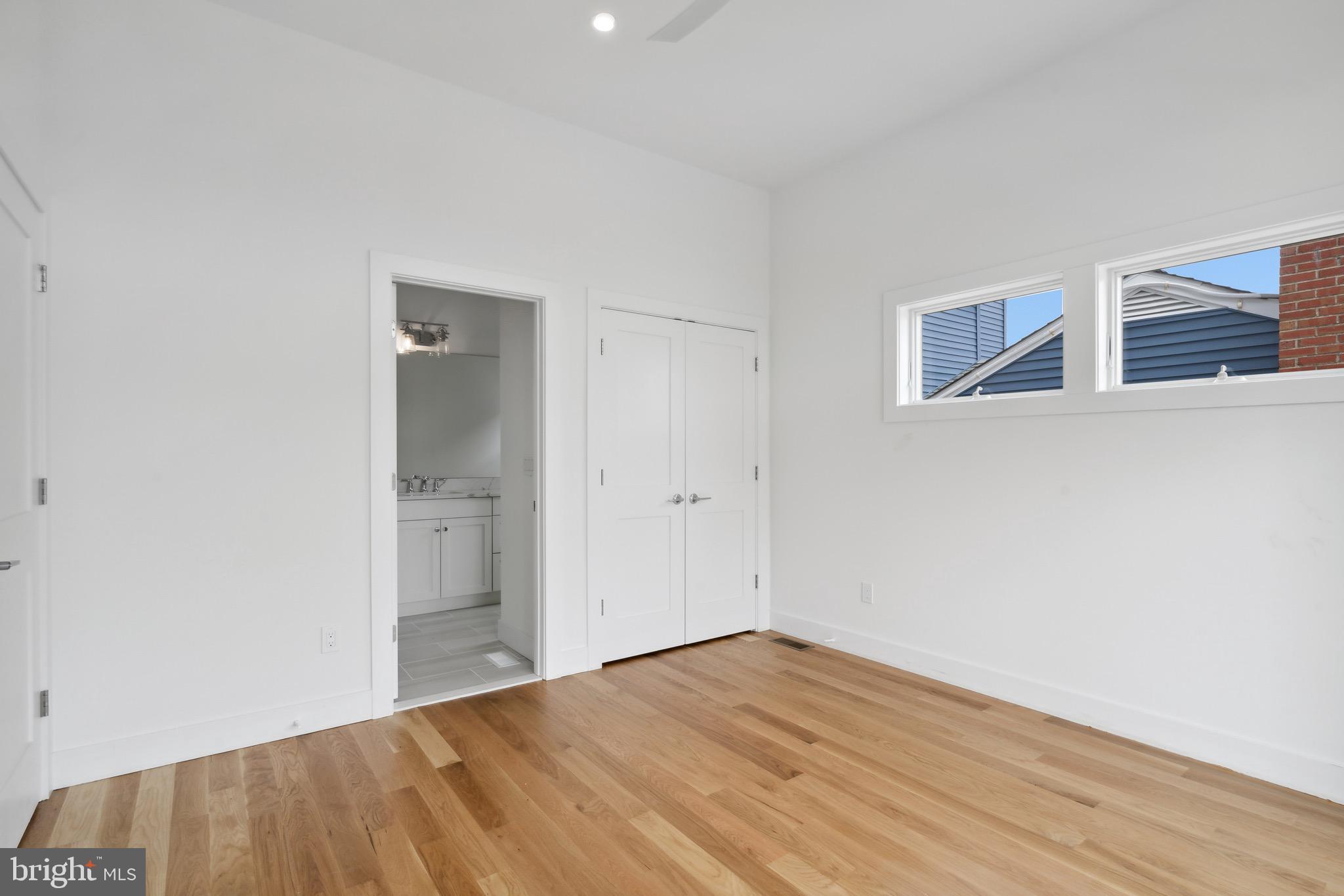 1110 S Beach Ave