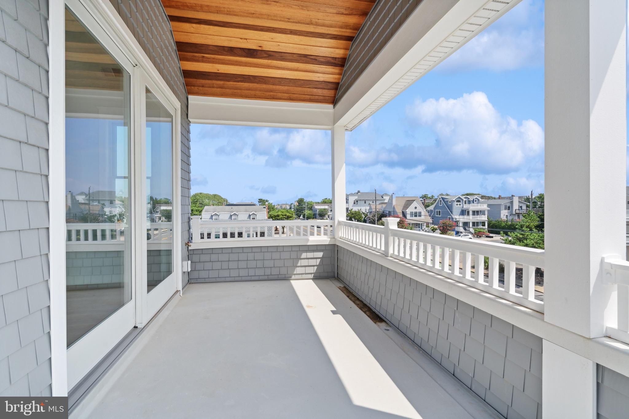 1110 S Beach Ave