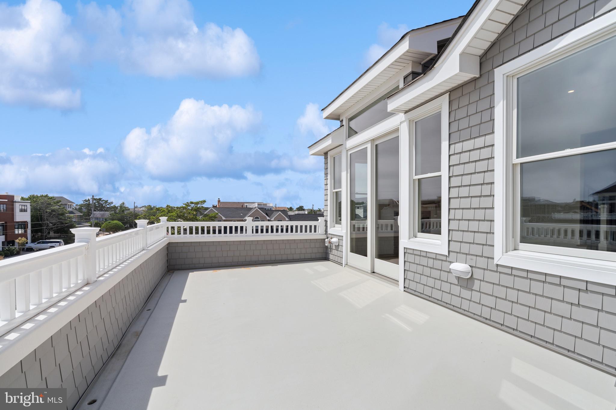 1110 S Beach Ave