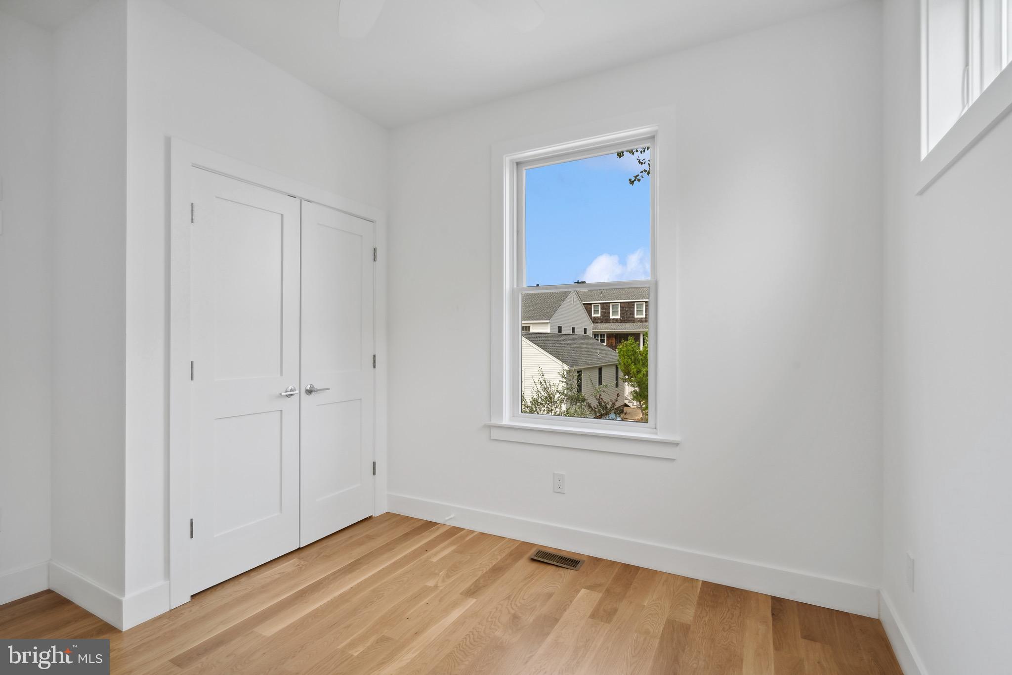 1110 S Beach Ave