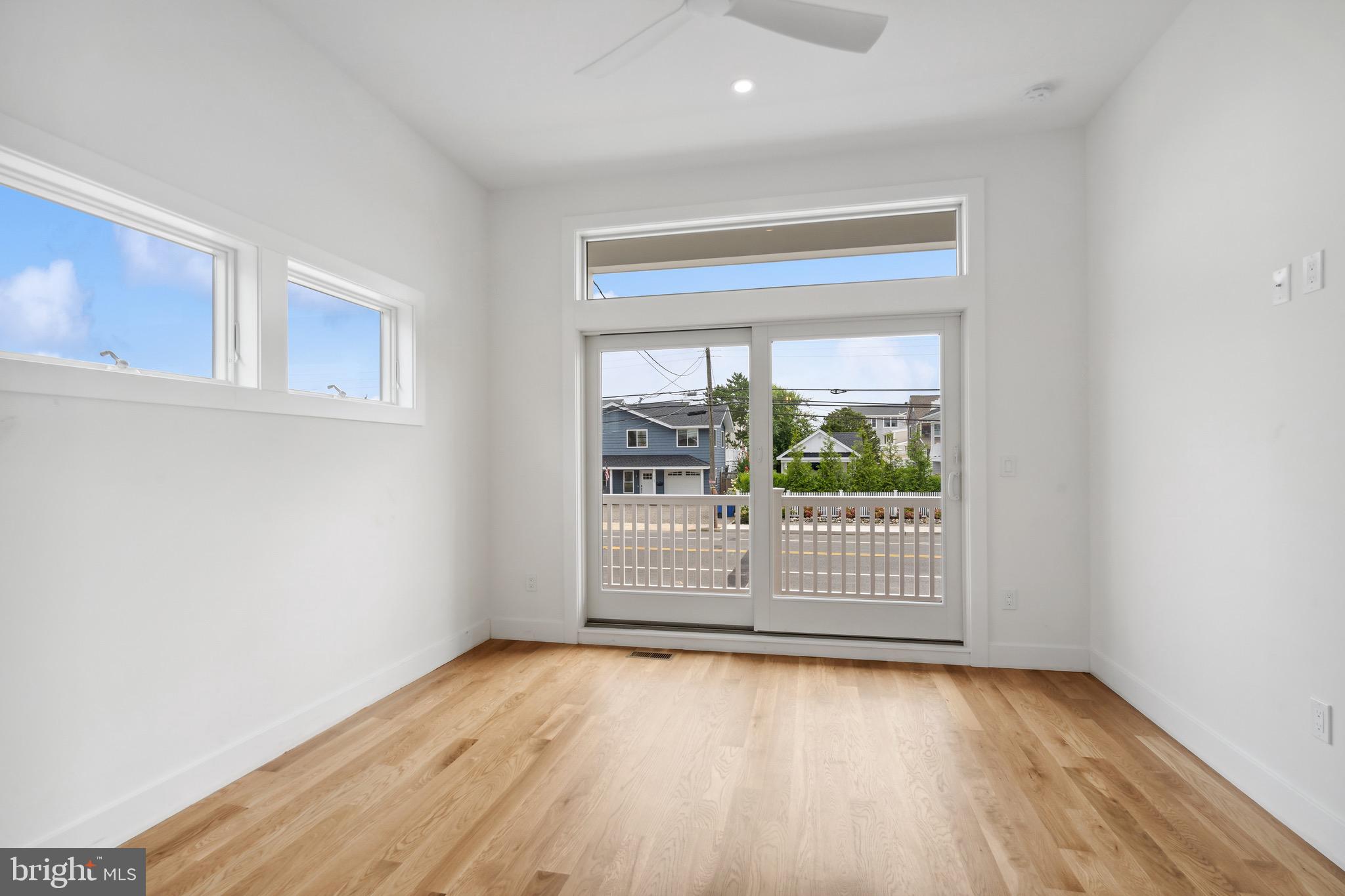 1110 S Beach Ave