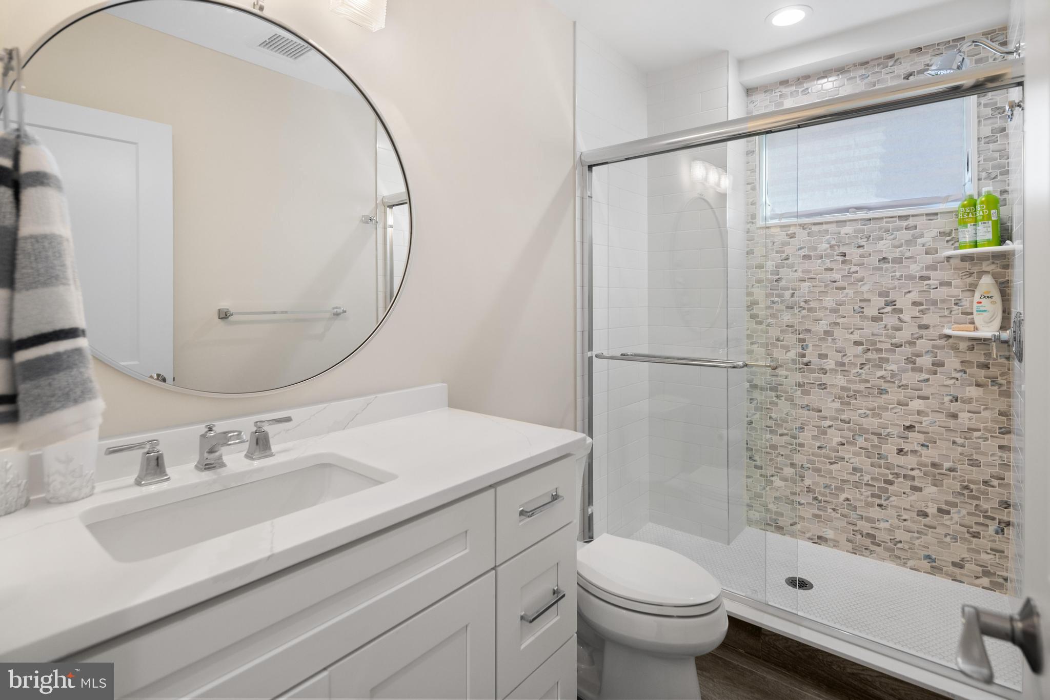 1027-C Long Beach