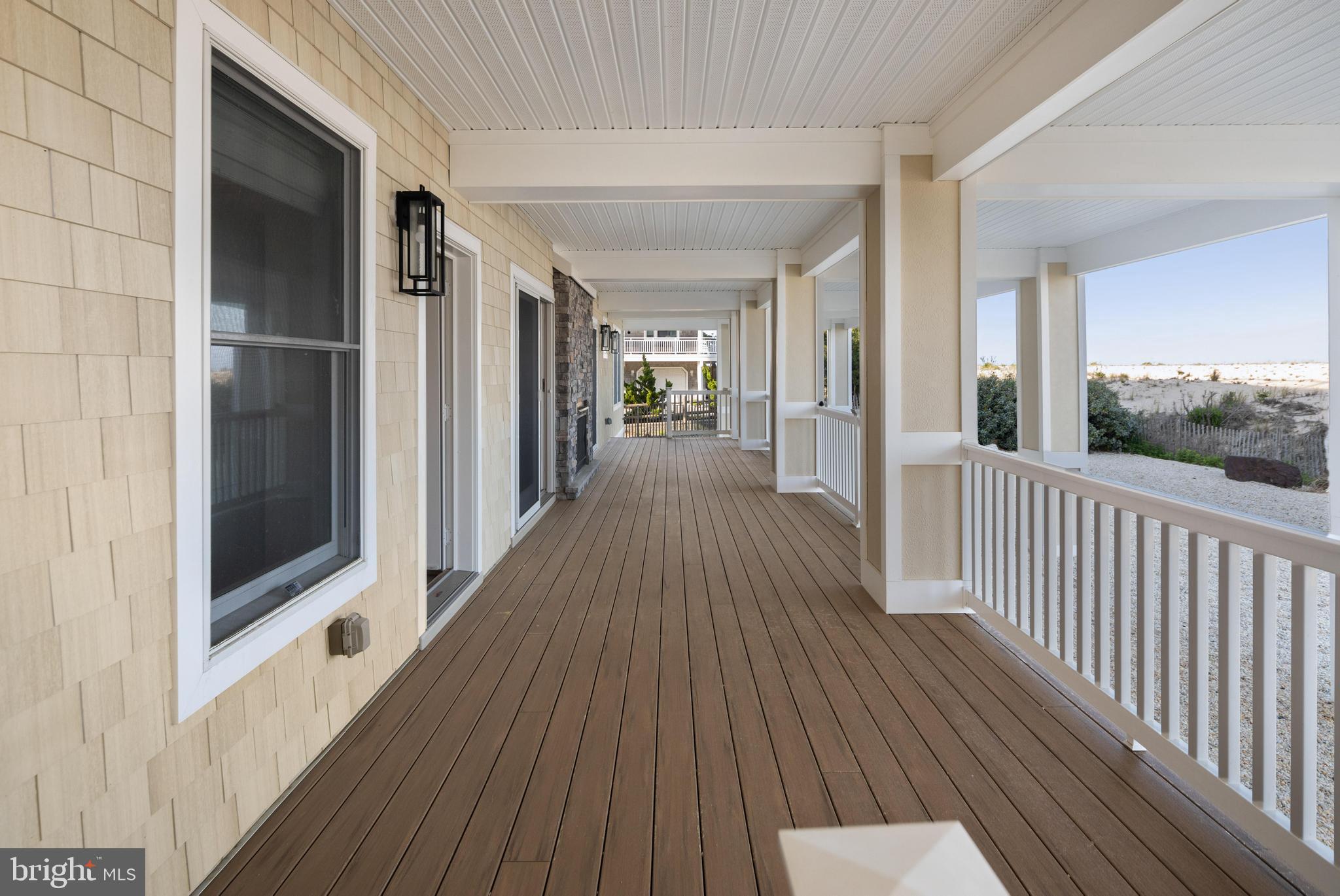 1027-C Long Beach