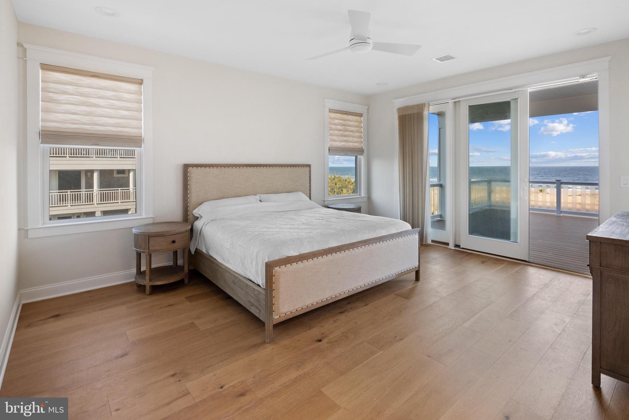 1027-C Long Beach