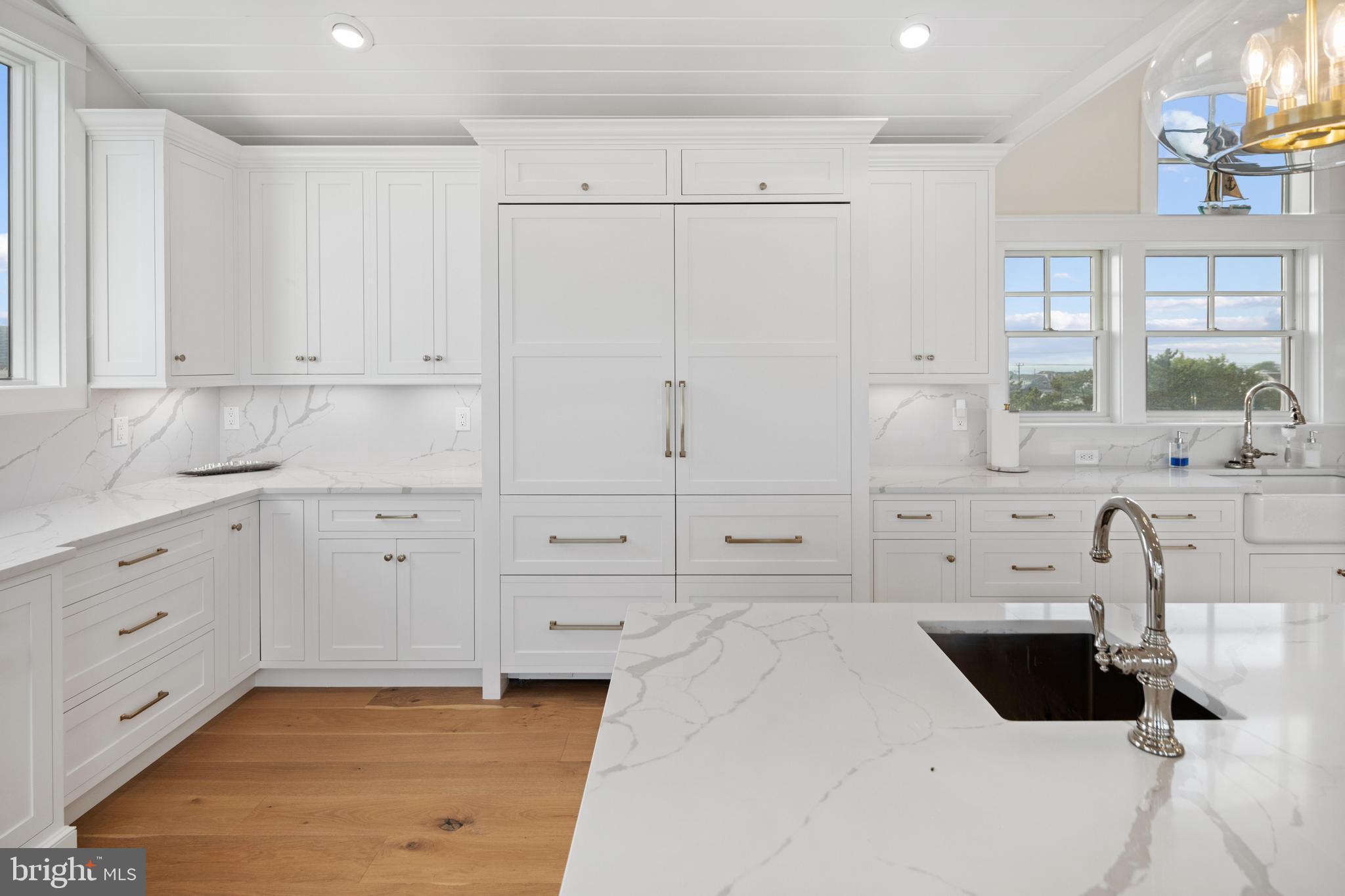 1027-C Long Beach