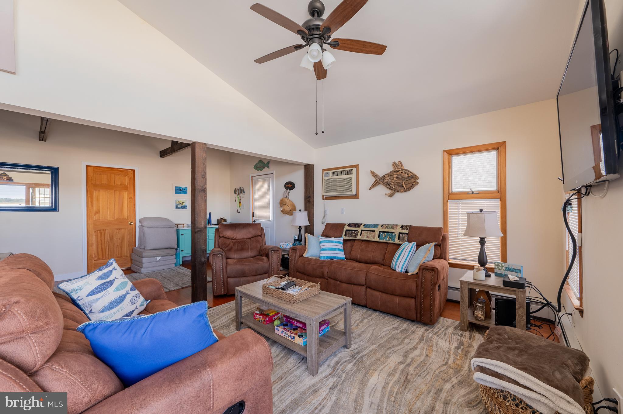 285 Heron Rd