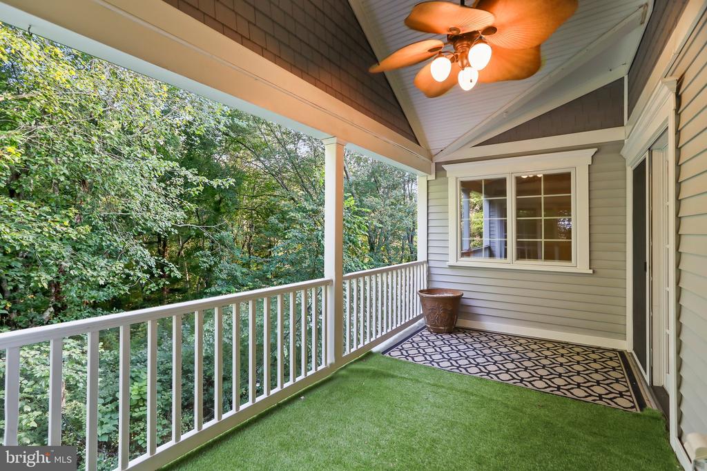 22 Birdsall St