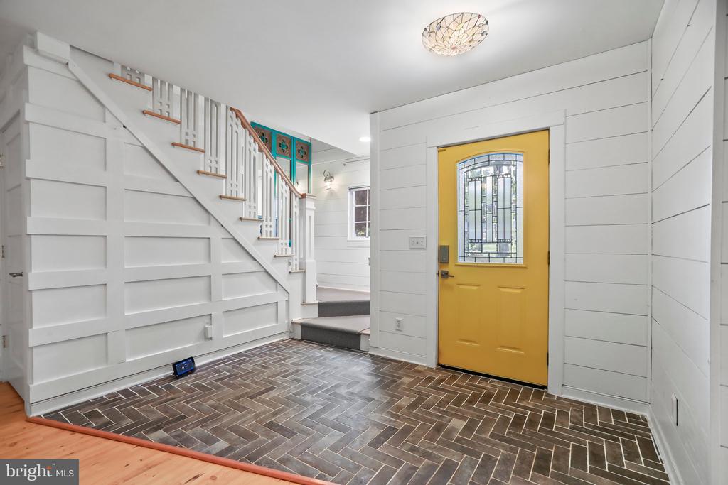 22 Birdsall St