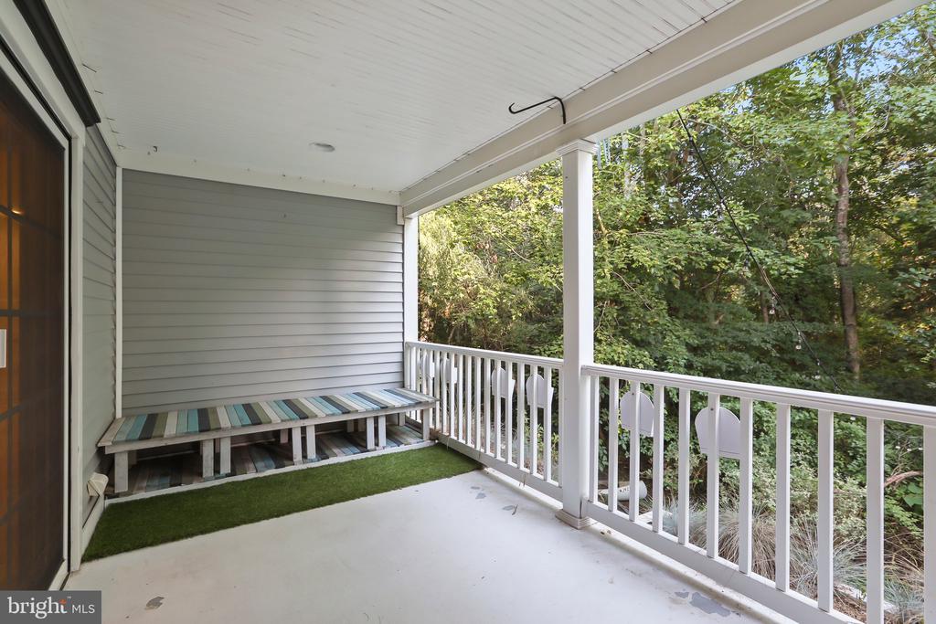 22 Birdsall St
