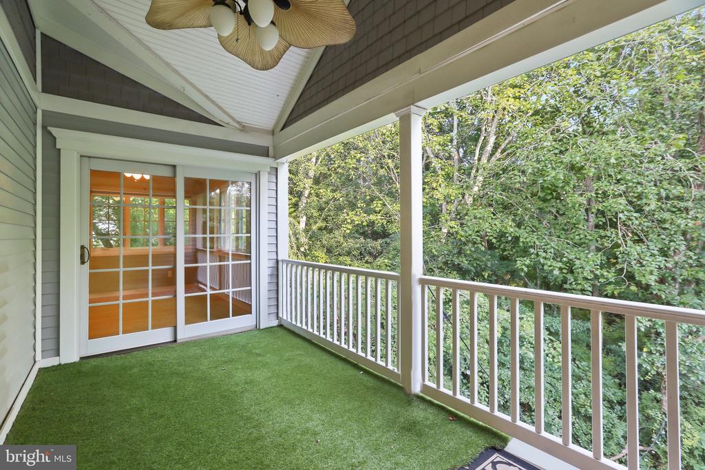 22 Birdsall St