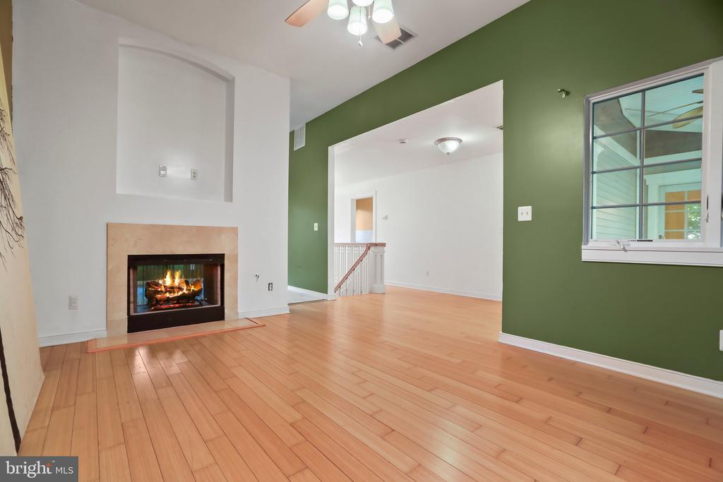 22 Birdsall St