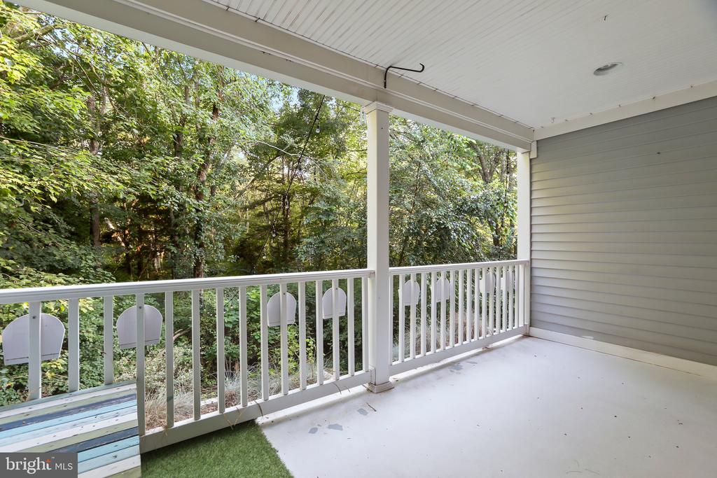 22 Birdsall St