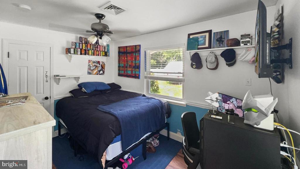 2500 Ridgeway Rd