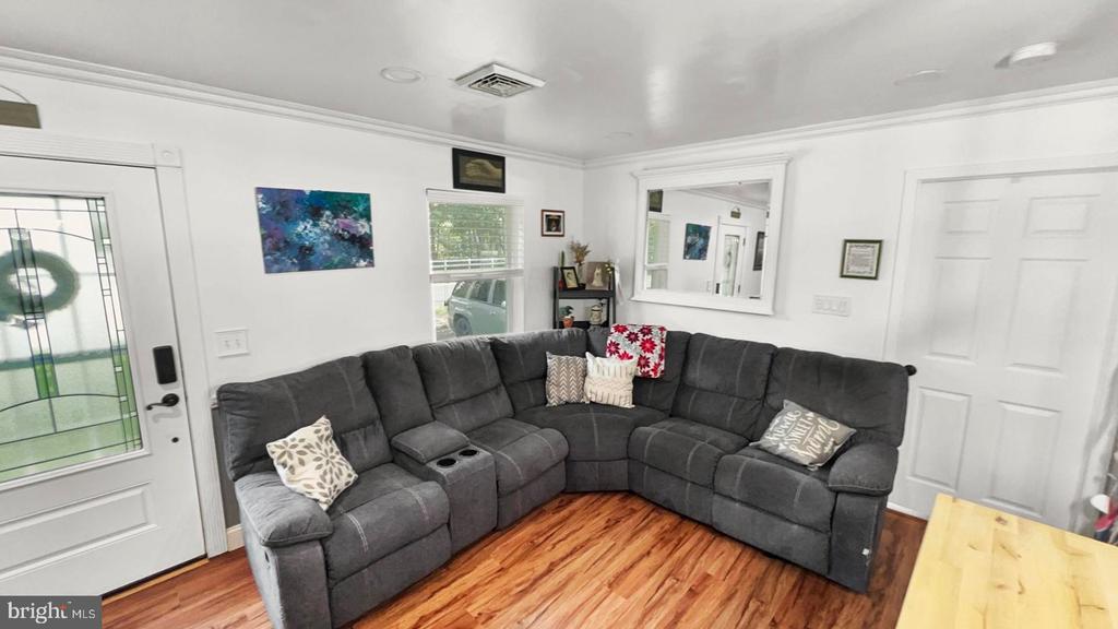2500 Ridgeway Rd
