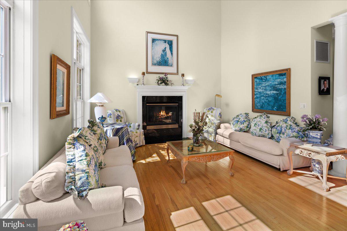 1081 Prospect Ave