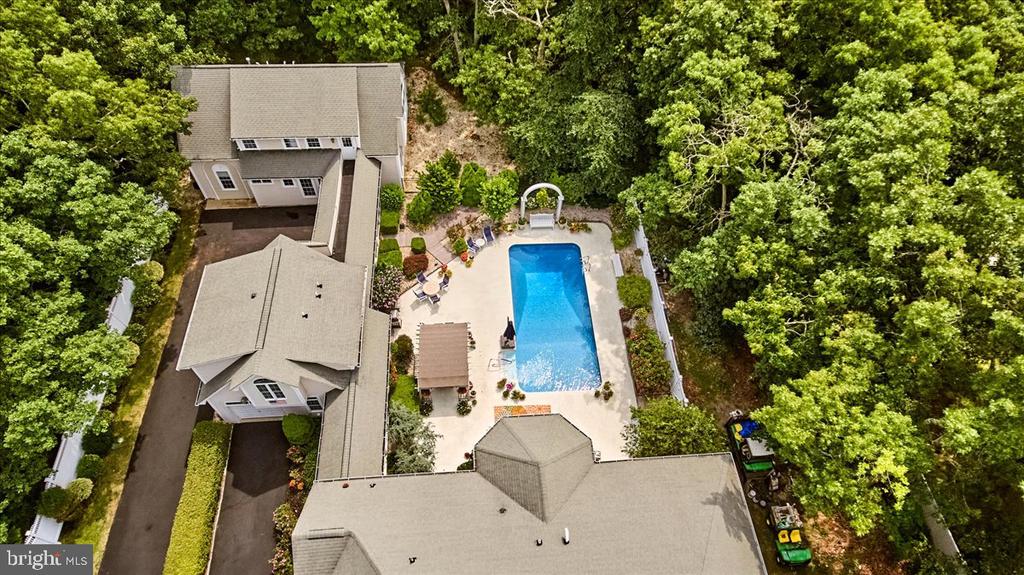 1081 Prospect Ave