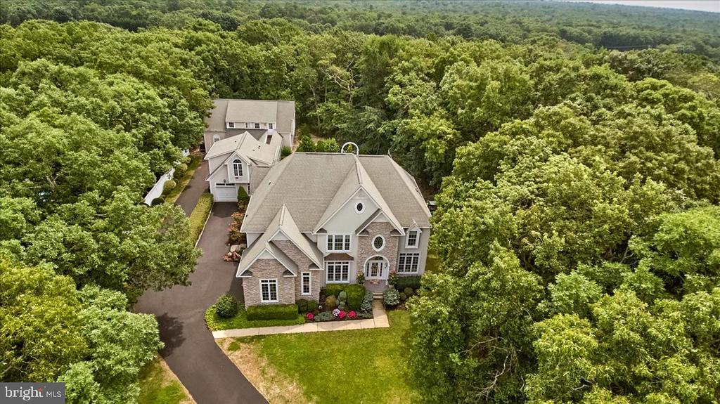1081 Prospect Ave