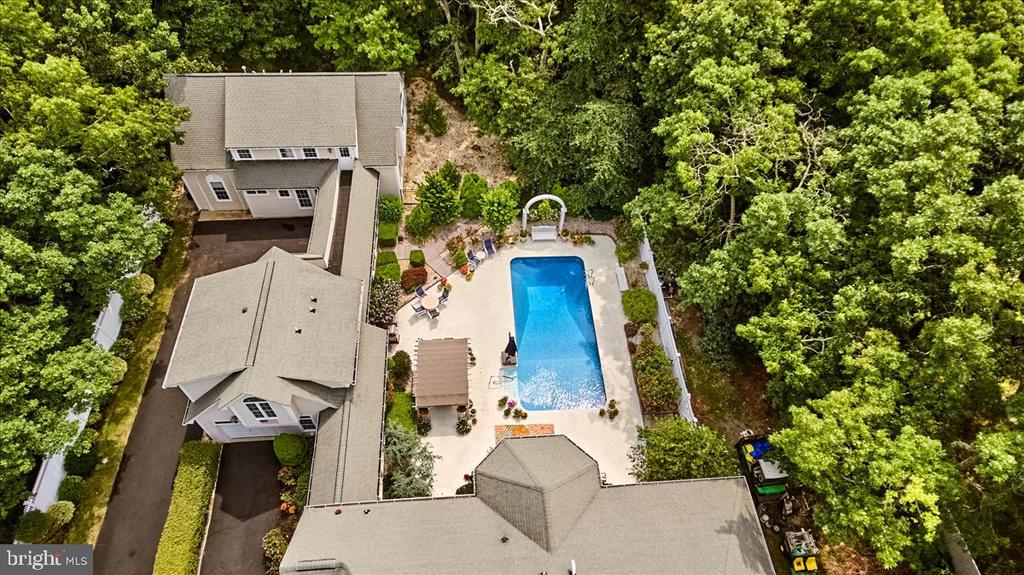 1081 Prospect Ave