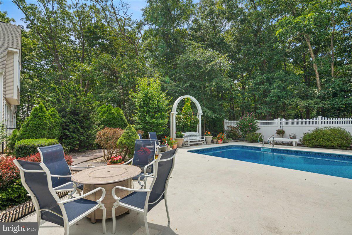 1081 Prospect Ave