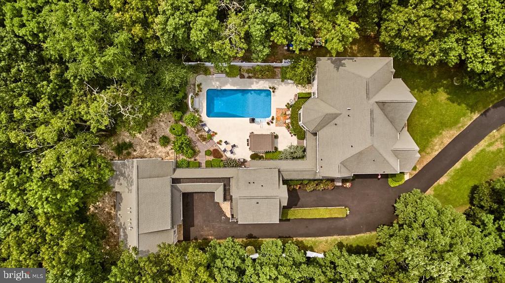 1081 Prospect Ave