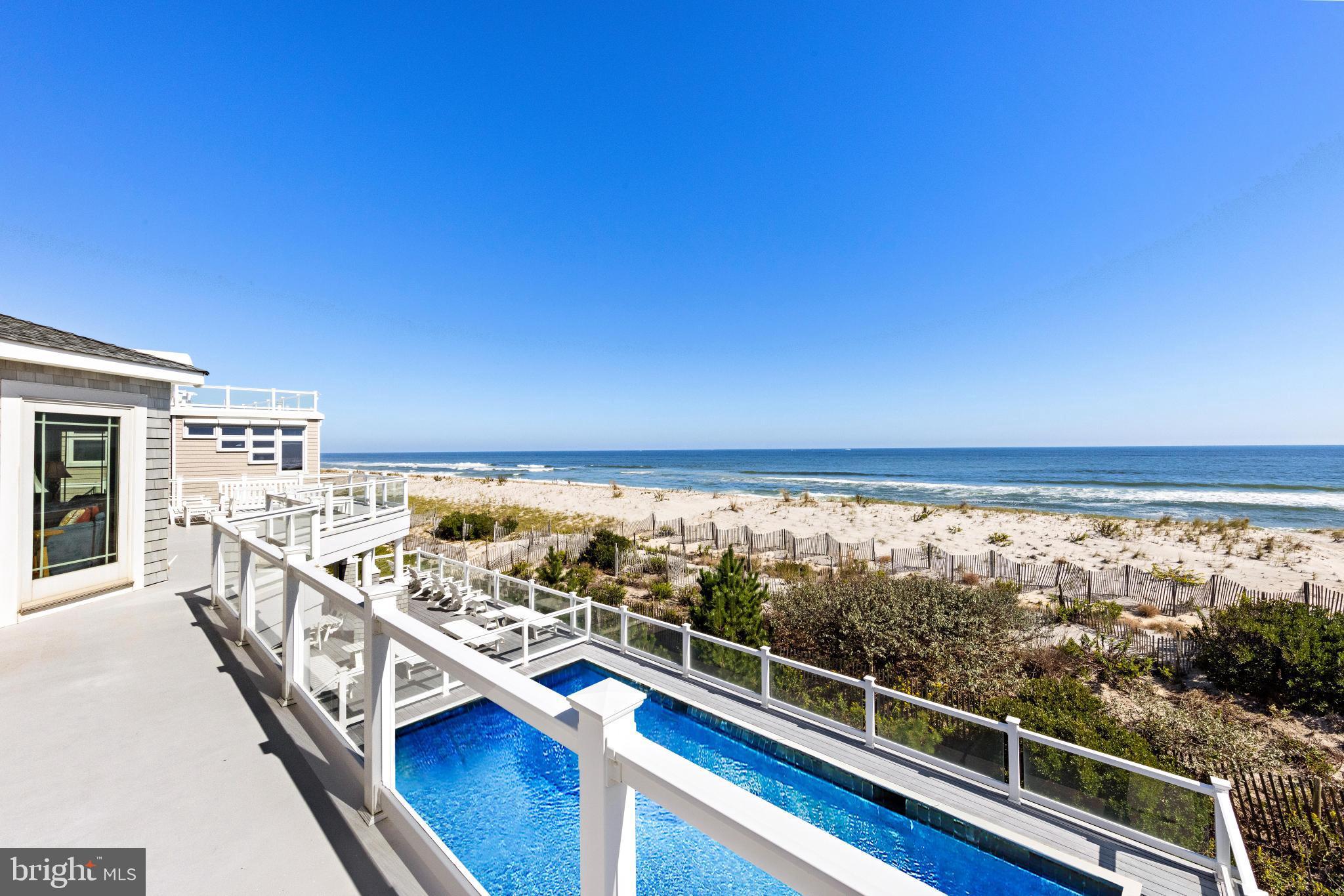 1095 Long Beach Blvd #B