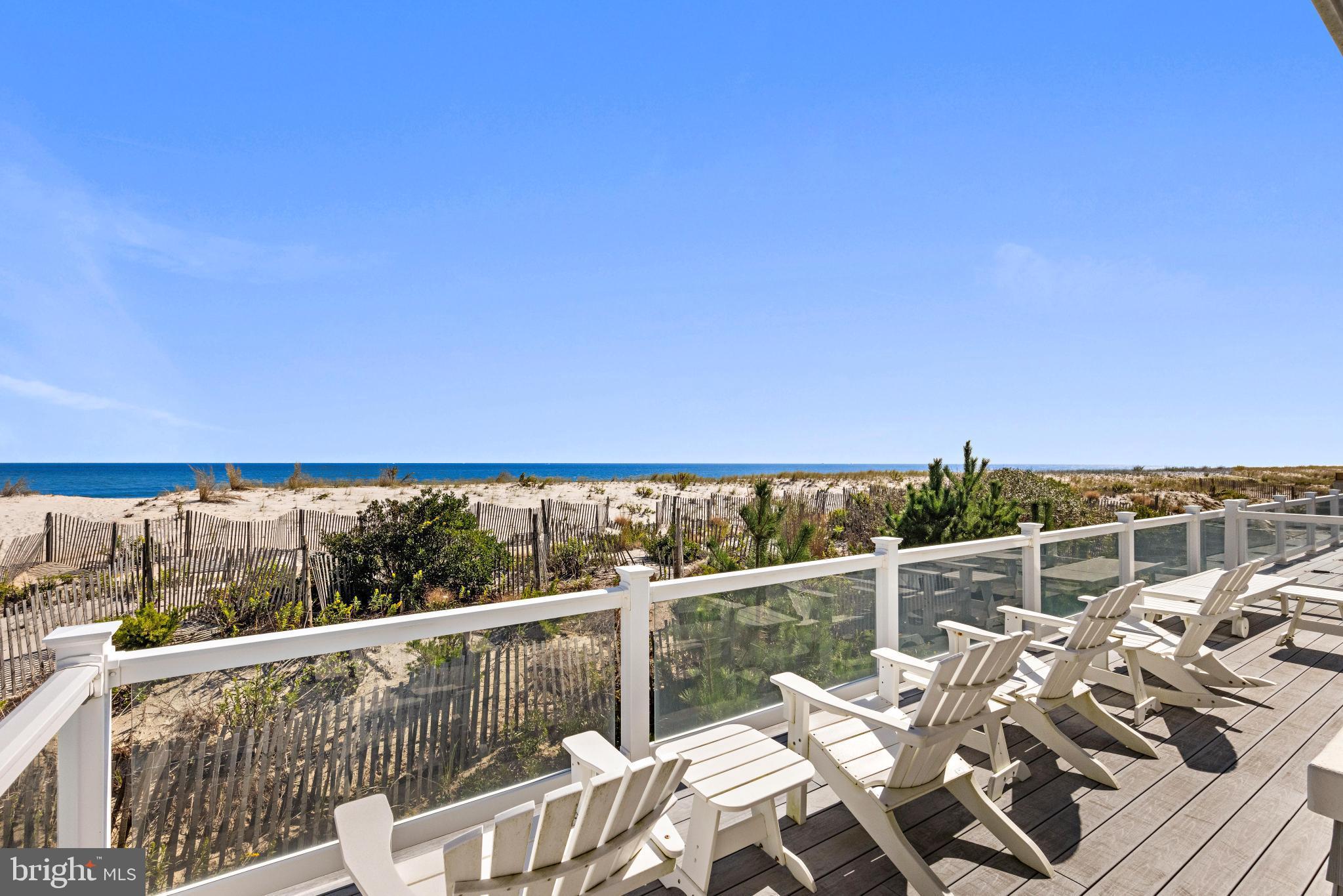 1095 Long Beach Blvd #B