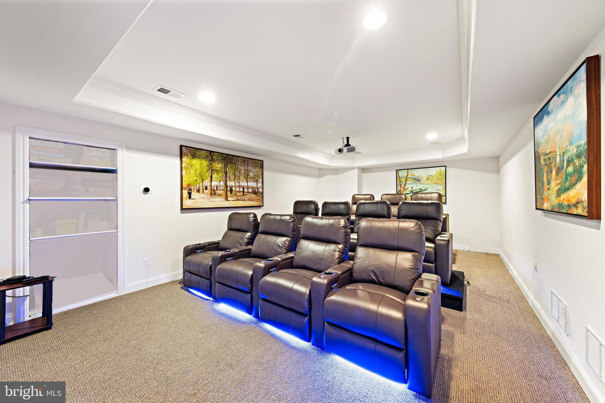 1095 Long Beach Blvd #B